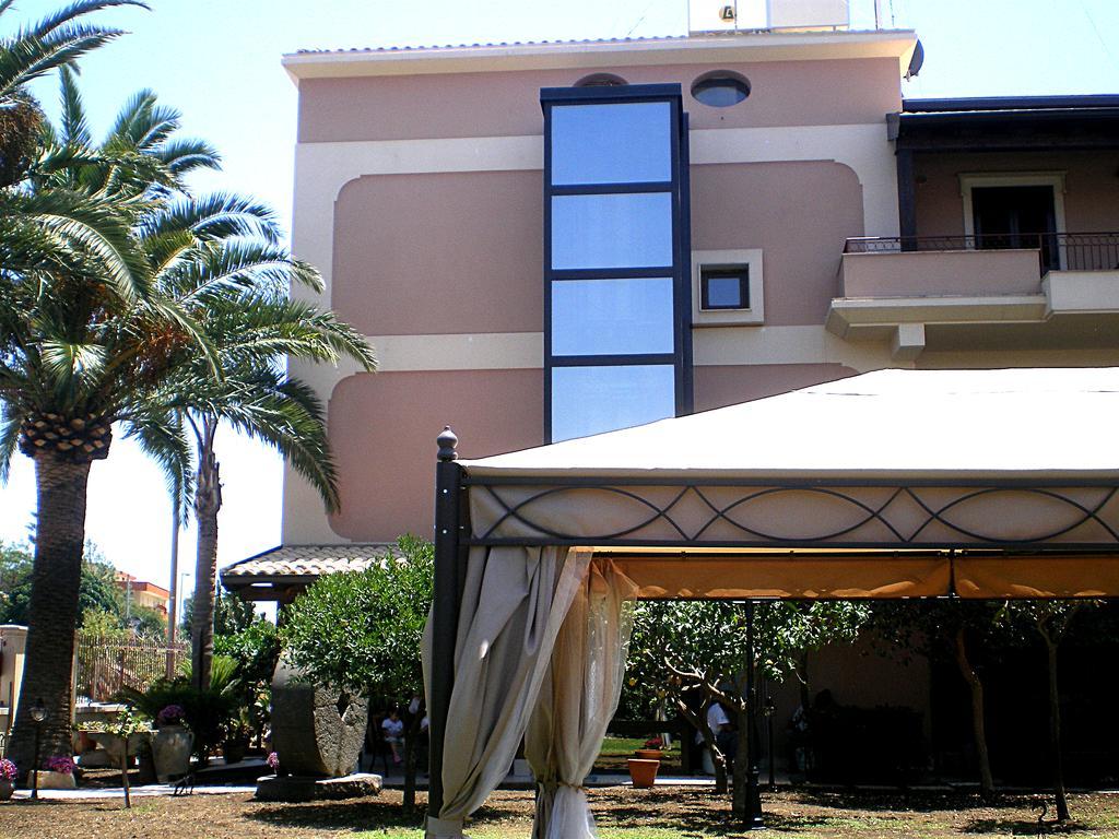 Villa Sea Garden - Sicily In Pozzallo Exterior photo