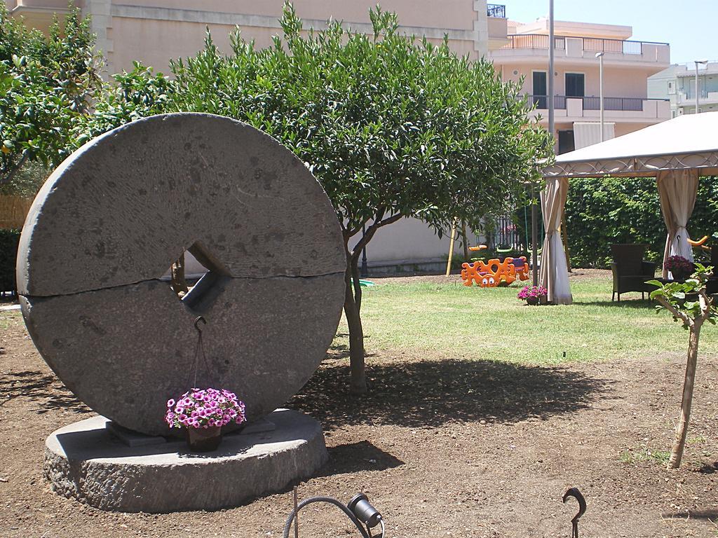 Villa Sea Garden - Sicily In Pozzallo Exterior photo